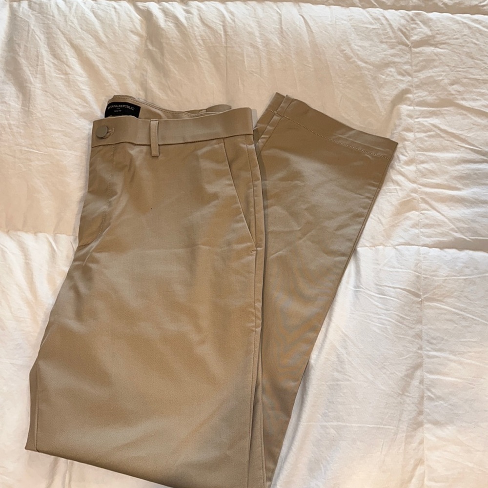 Khaki men’s slim fit